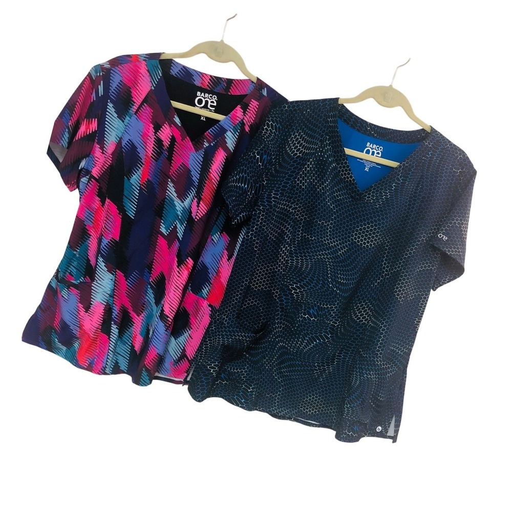 Lot of 2 Barco Scrub Tops Geometric Abstract Medical‎ Uniform Workwear Womens XL